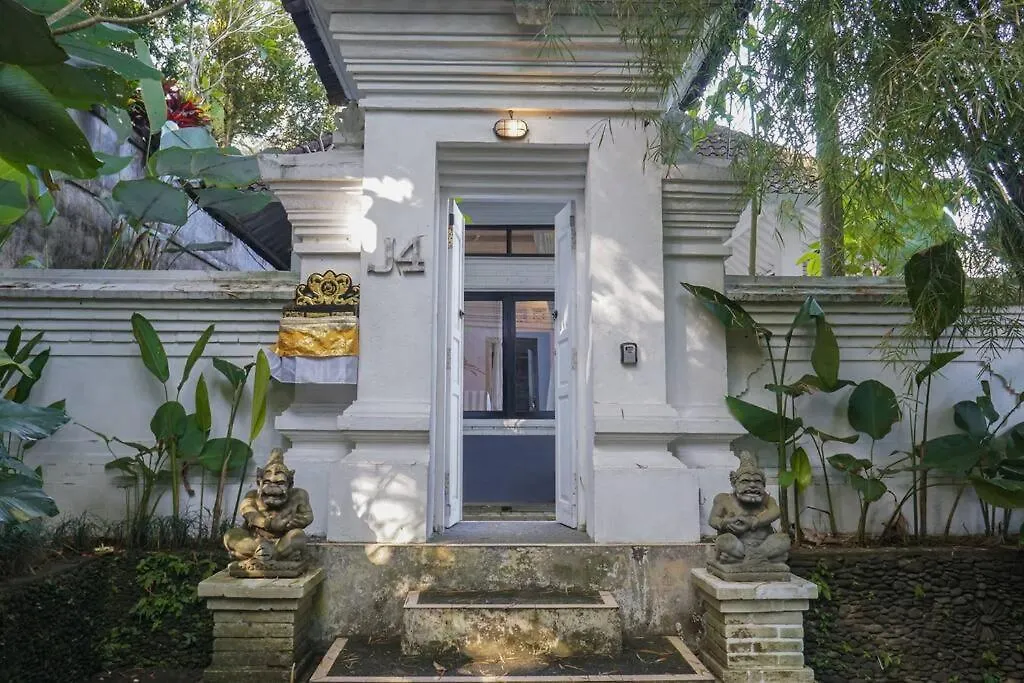 J4 Villa Ubud